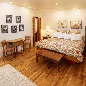 Babaloo / I Love Lucy Room at Blackstone Hotsprings
