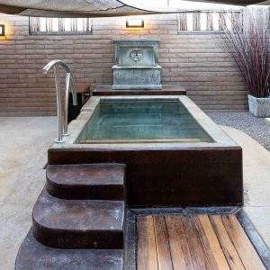 Red Bath - hot mineral water soaking tub at Blackstone Hotsprings