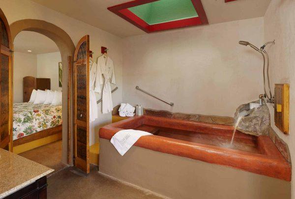 Golden Girls Suite at Blackstone Hotsprings