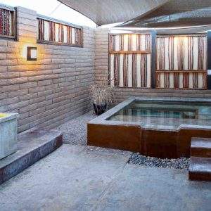 Yellow Bath - hot mineral water soaking tub at Blackstone Hotsprings